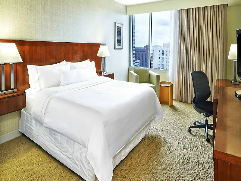 The Westin Virginia Beach Town Center 4*,
